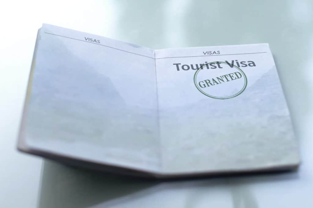 tourist visa extension qatar online