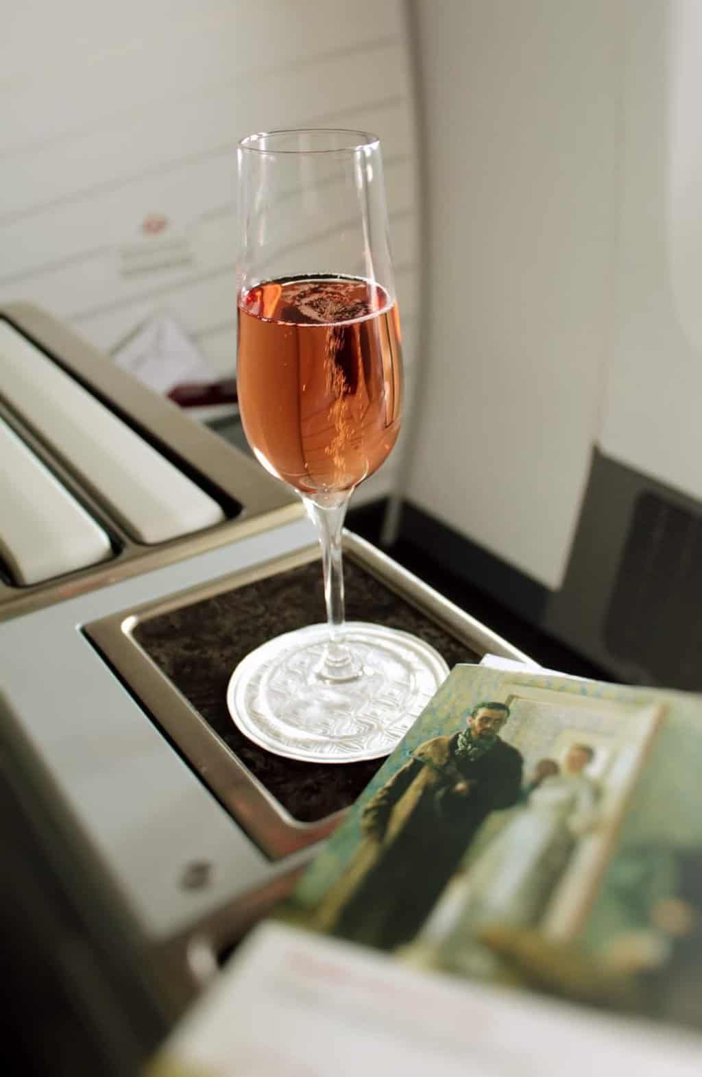 Does Qatar Airways Serve Alcohol   Wine 